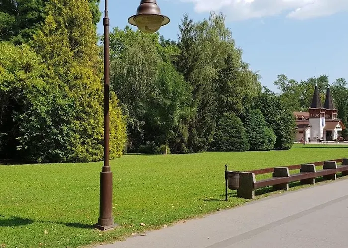 Hotel Rozsa Apartman Hévíz