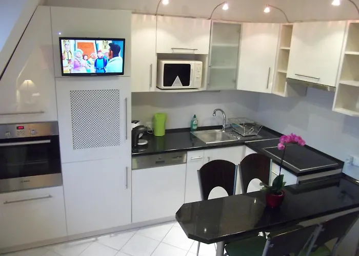 Hotel Rozsa Apartman