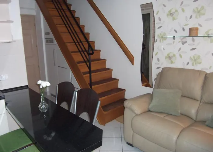 Rozsa Apartman * ヘーヴィーズ